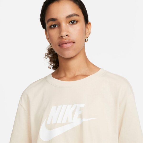 Camiseta Nike Sportwear Essential Beige - Imagen 2