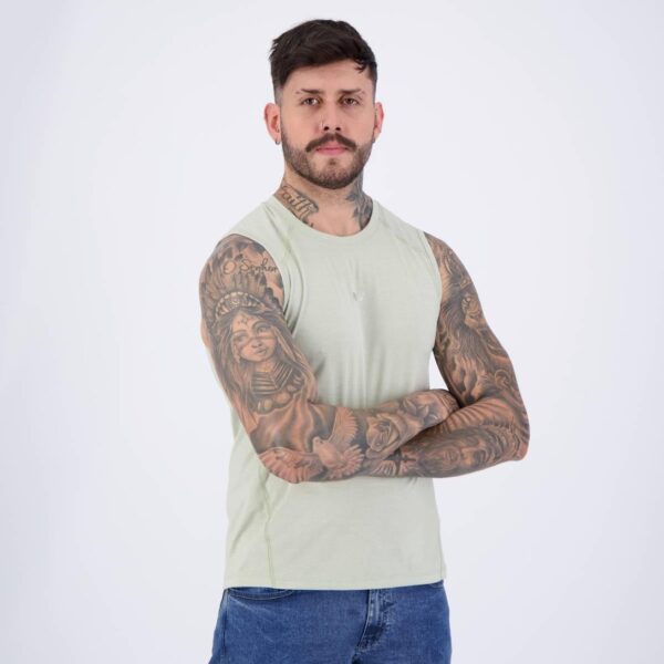 Musculosa Fila Essential Floating Verde Chino - Imagen 4