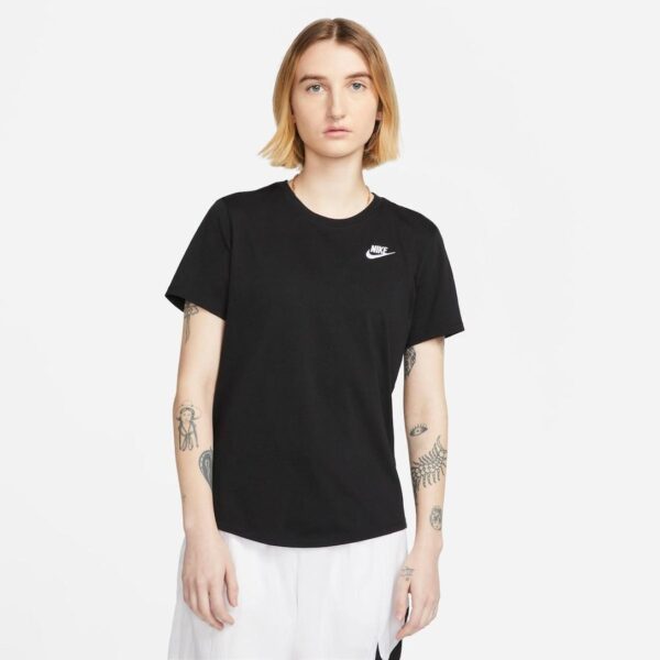 Camiseta Nike NSW Club SS Tee Negro