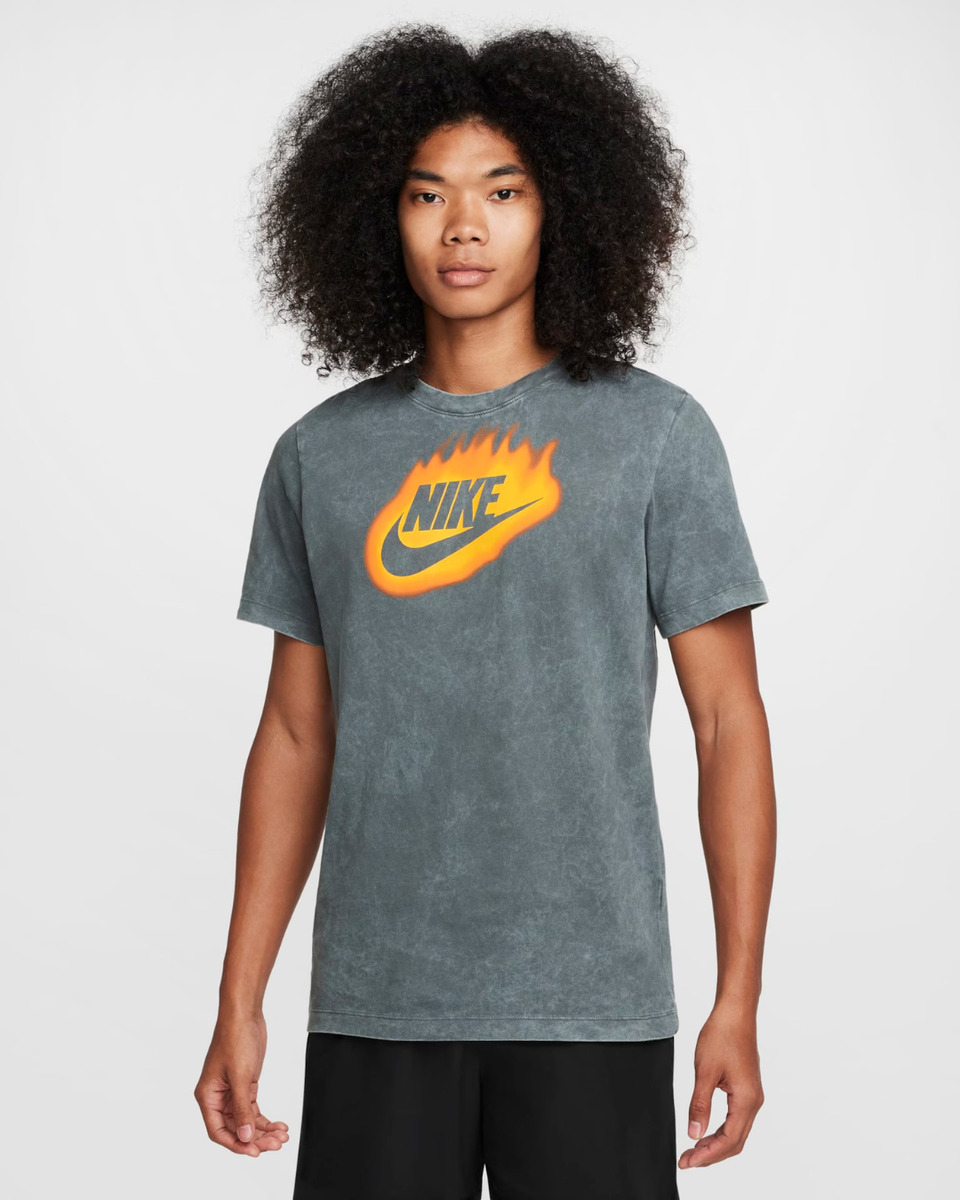 Remera Nike Sportswear Dna - Hombre Gris Claro Logo L