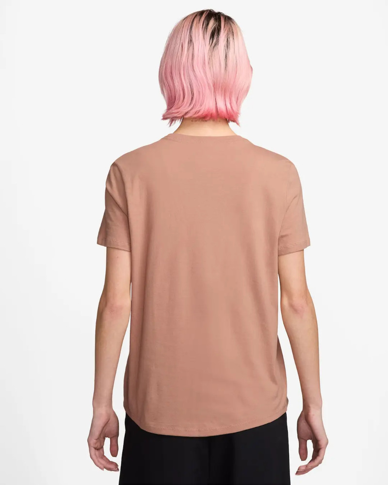 Remera Nike Sportswear Club Essentials - Mujer Durazno Lisa S - Imagen 2