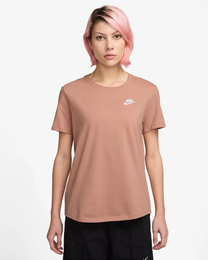 Remera Nike Sportswear Club Essentials - Mujer Durazno Lisa S
