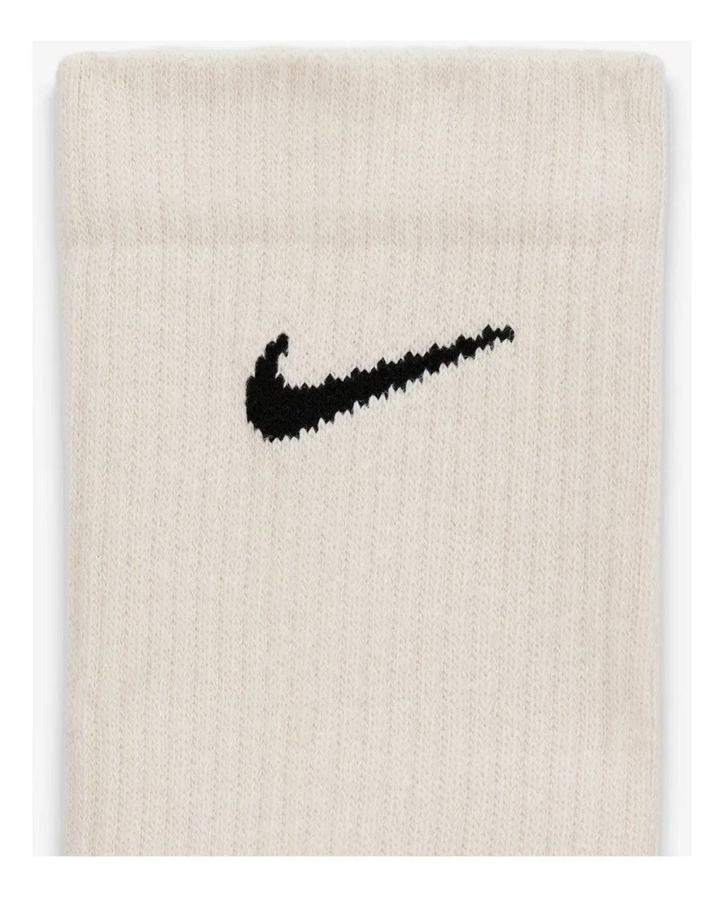 Medias Nike Sportswear Everyday Essential I Pack 3 - Unisex - Imagen 4